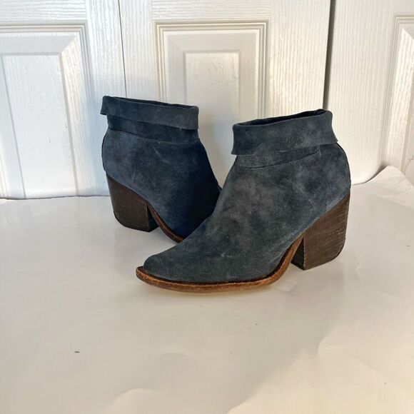 Jeffrey Campbell Like New Leather Suede Slouchy Ankle Slip On Heel Western Boots - Picture 2 of 13